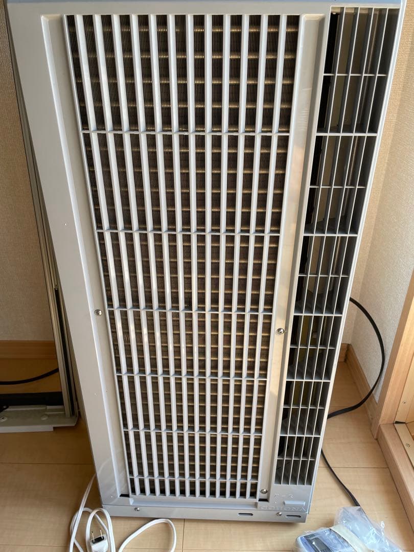 【美品】ウィンドエアコン 2024年製 CWH-A1824R(W)