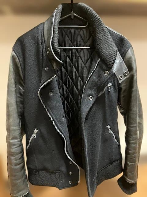 【★激シブ★断捨離のため、低価格にて出品】BACKLASH ブラック スタジャン