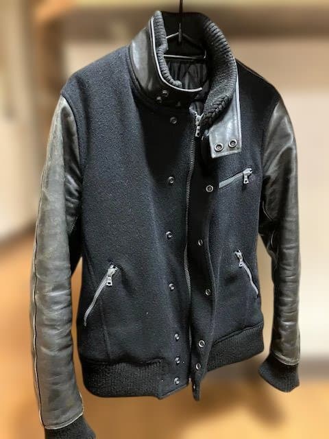 【★激シブ★断捨離のため、低価格にて出品】BACKLASH ブラック スタジャン