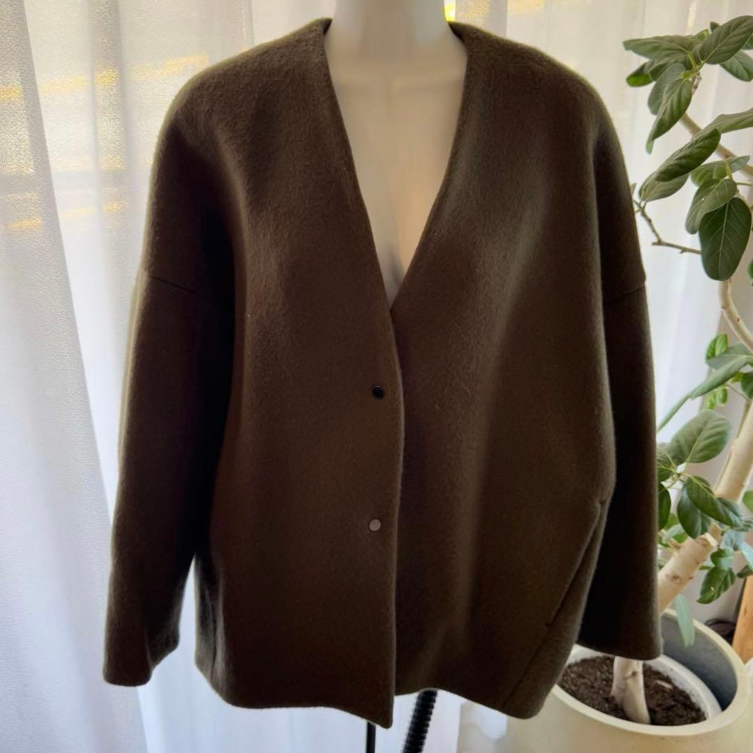 【美品】ELENDEEKフォルムショートウールコートMカーキ