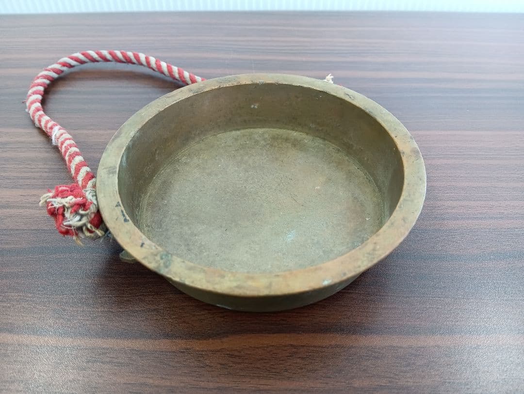 ま*こ様 ​古銅 摺り鉦 当たり鉦（すりがね/あたりがね）直径13cm 祭り鳴り