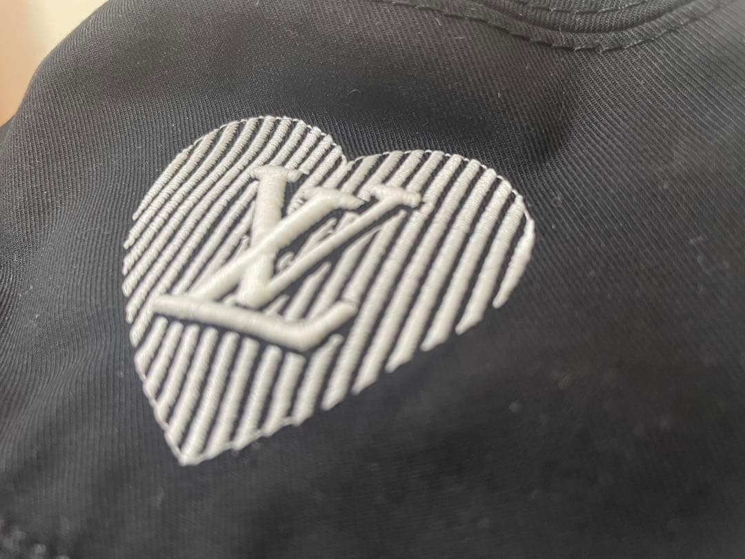 【ルイヴィトン 】キャップ　リバーシブル　デニム　ブラック