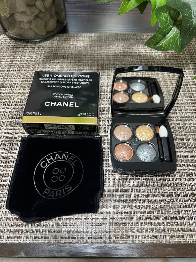 CHANELレ キャトル オンブル ブトン 4色アイシャドウ229新品未使用