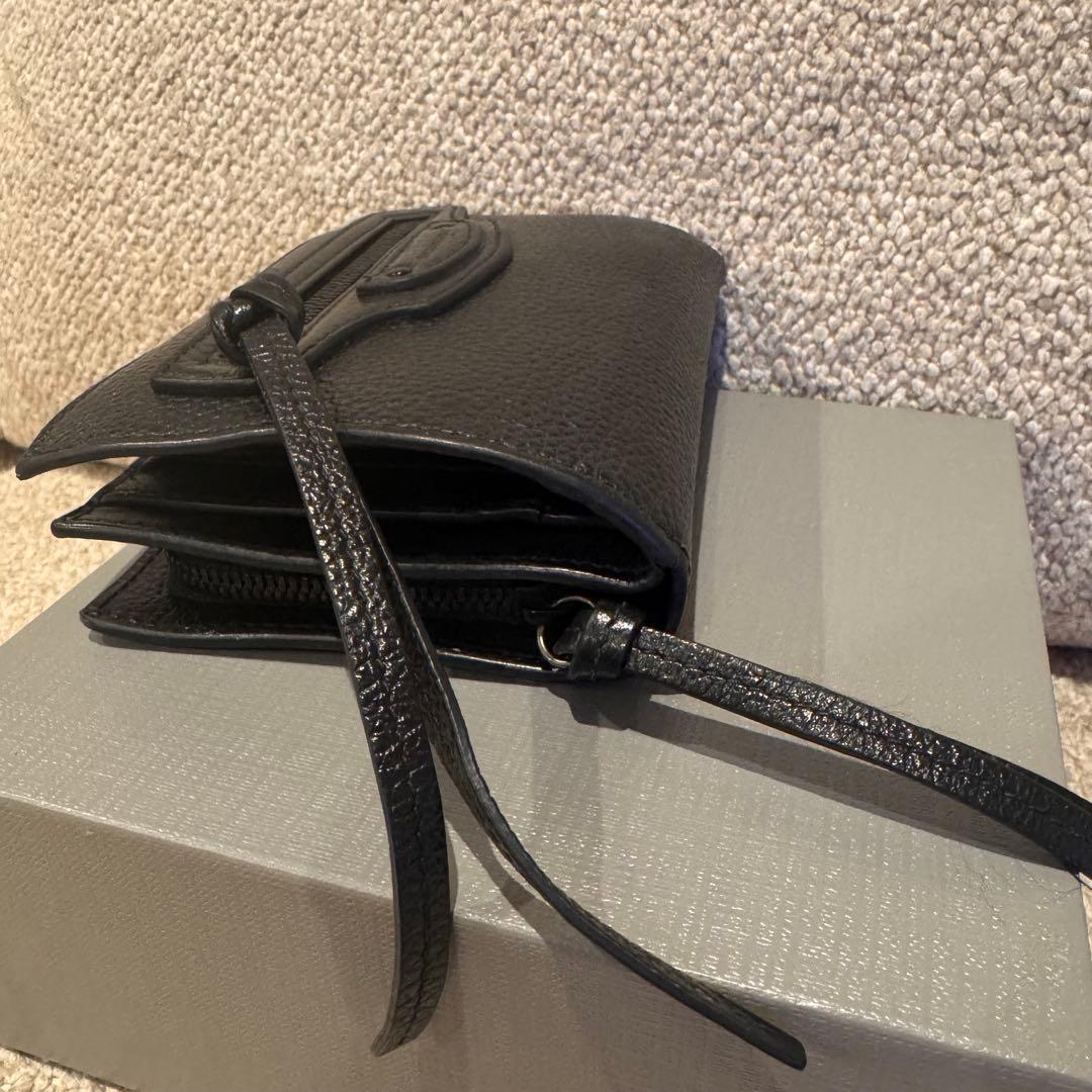 ●BALENCIAGA バレンシアガ 二つ折り財布 ネオ クラシック●