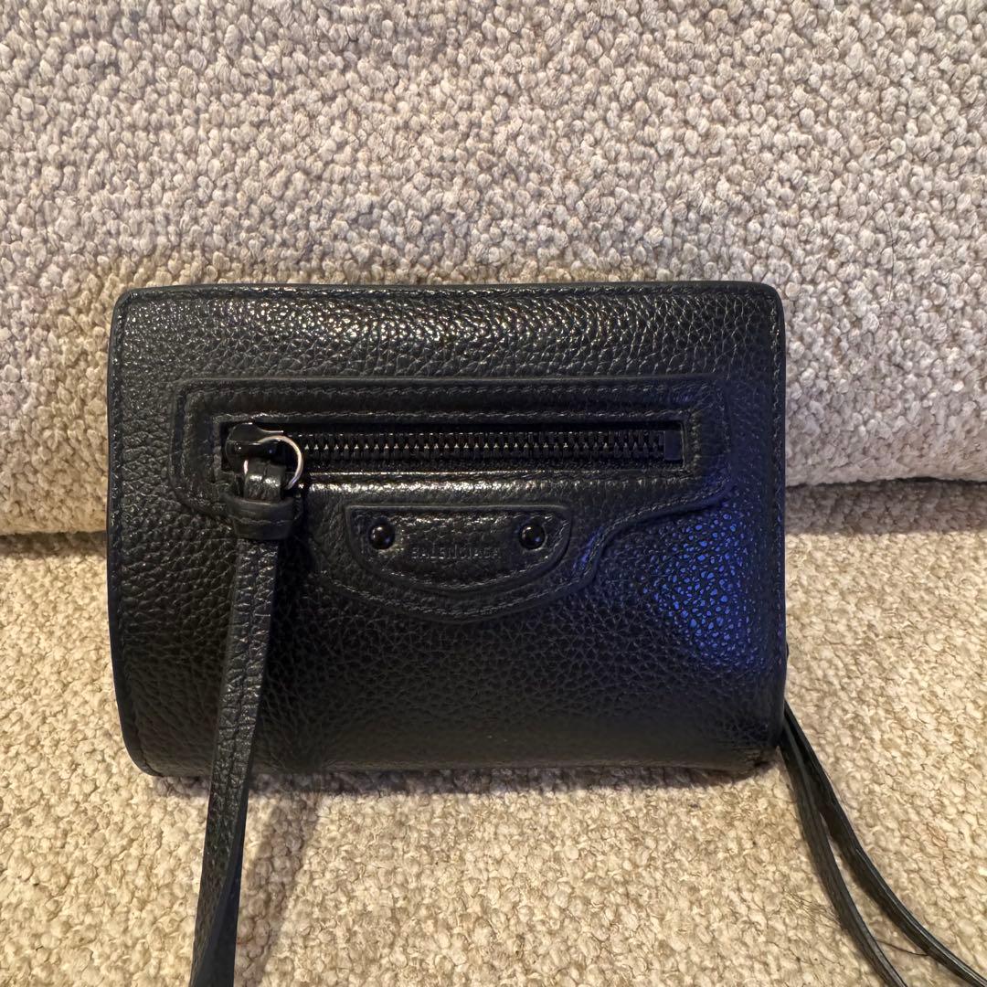 ●BALENCIAGA バレンシアガ 二つ折り財布 ネオ クラシック●