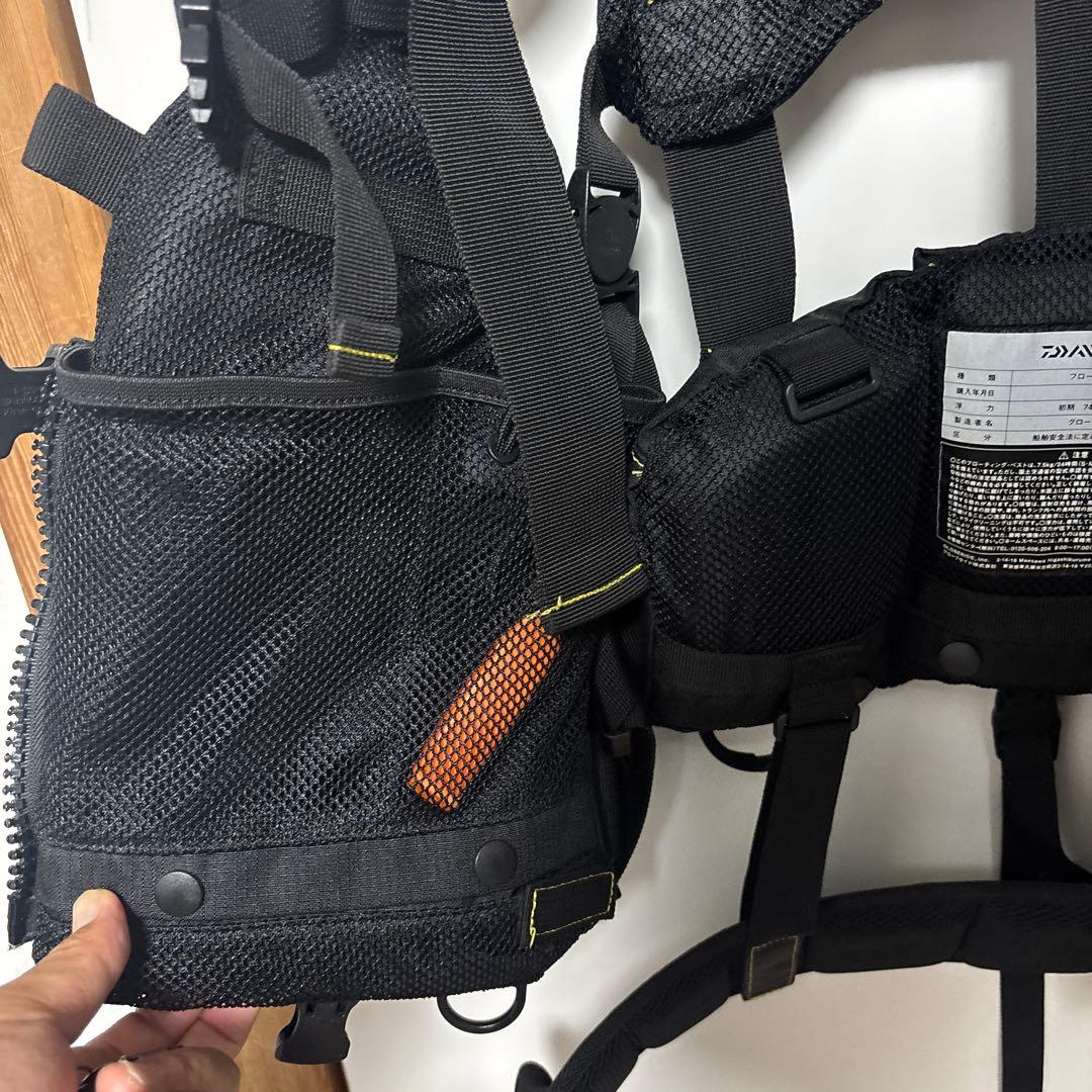 Daiwa ライフジャケット 黒/黄色