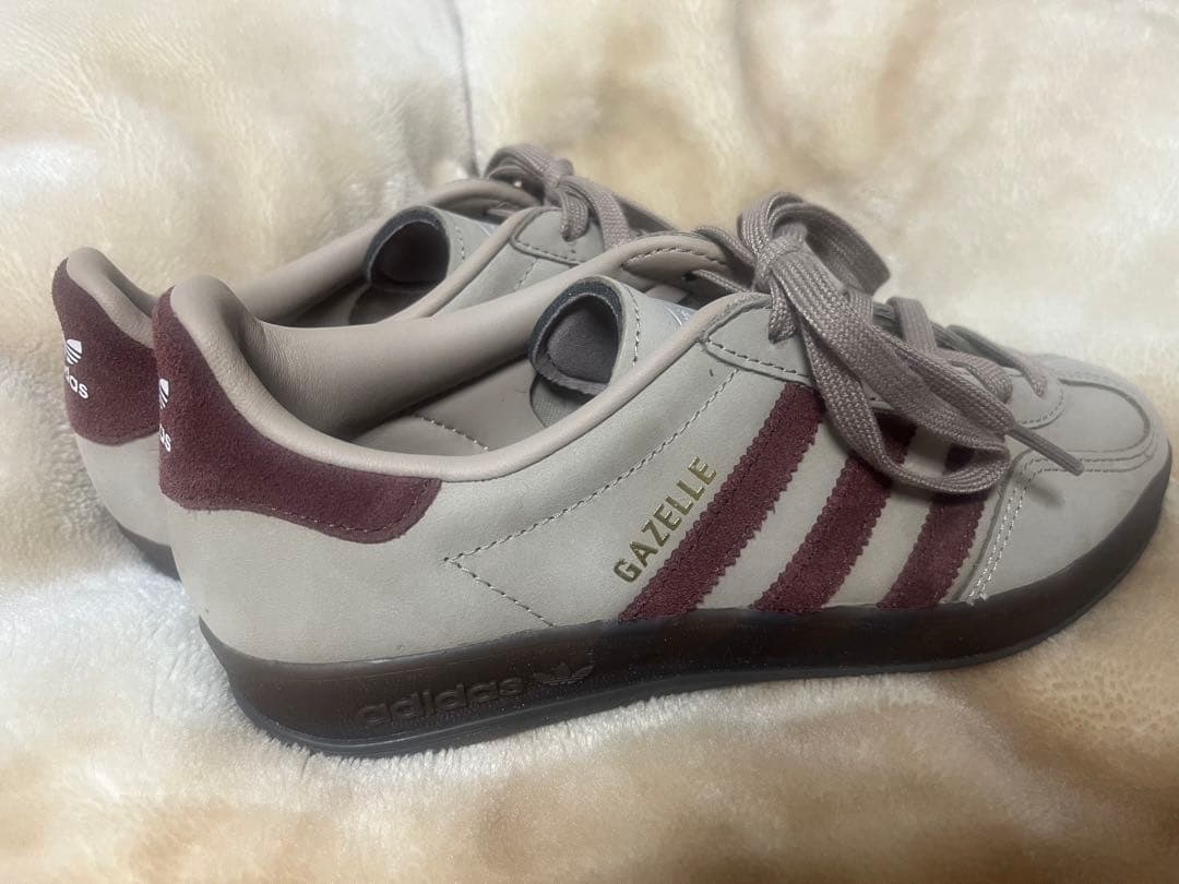 adidas Gazelle ベージュ/ブラウン スニーカー