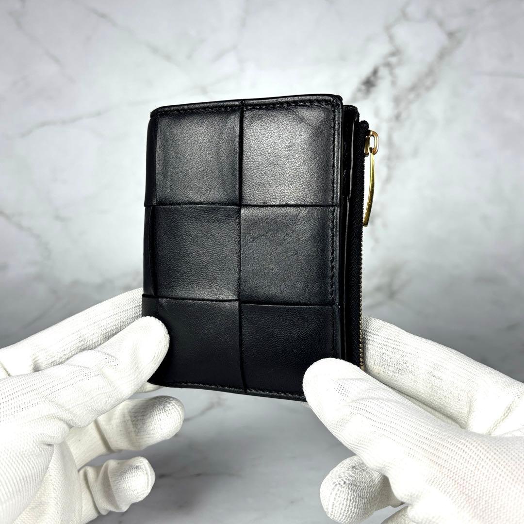 BOTTEGA VENETA ボッテガヴェネタ 二つ折り財布 カセット　ブラック