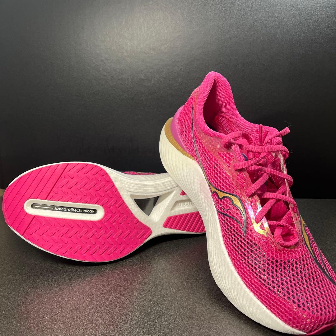 週末限定価格‼️【未使用28.0cm】SAUCONY エンドルフィンプロ3