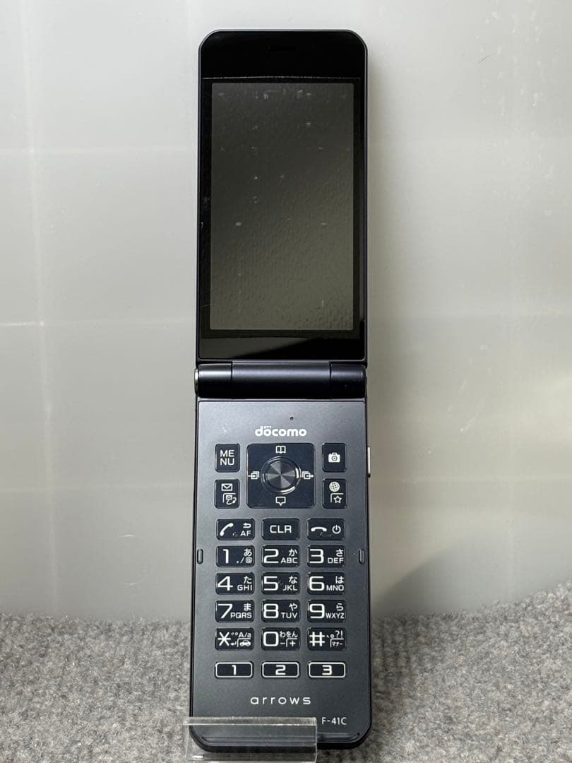 ★arrows ケータイ ベーシック F-41C ネイビー #26021104