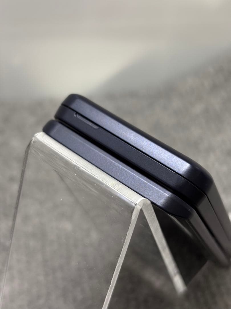 ★arrows ケータイ ベーシック F-41C ネイビー #26021104