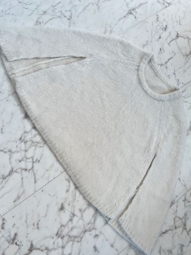 CONNSE フォックスファーケープポンチョのホワイト