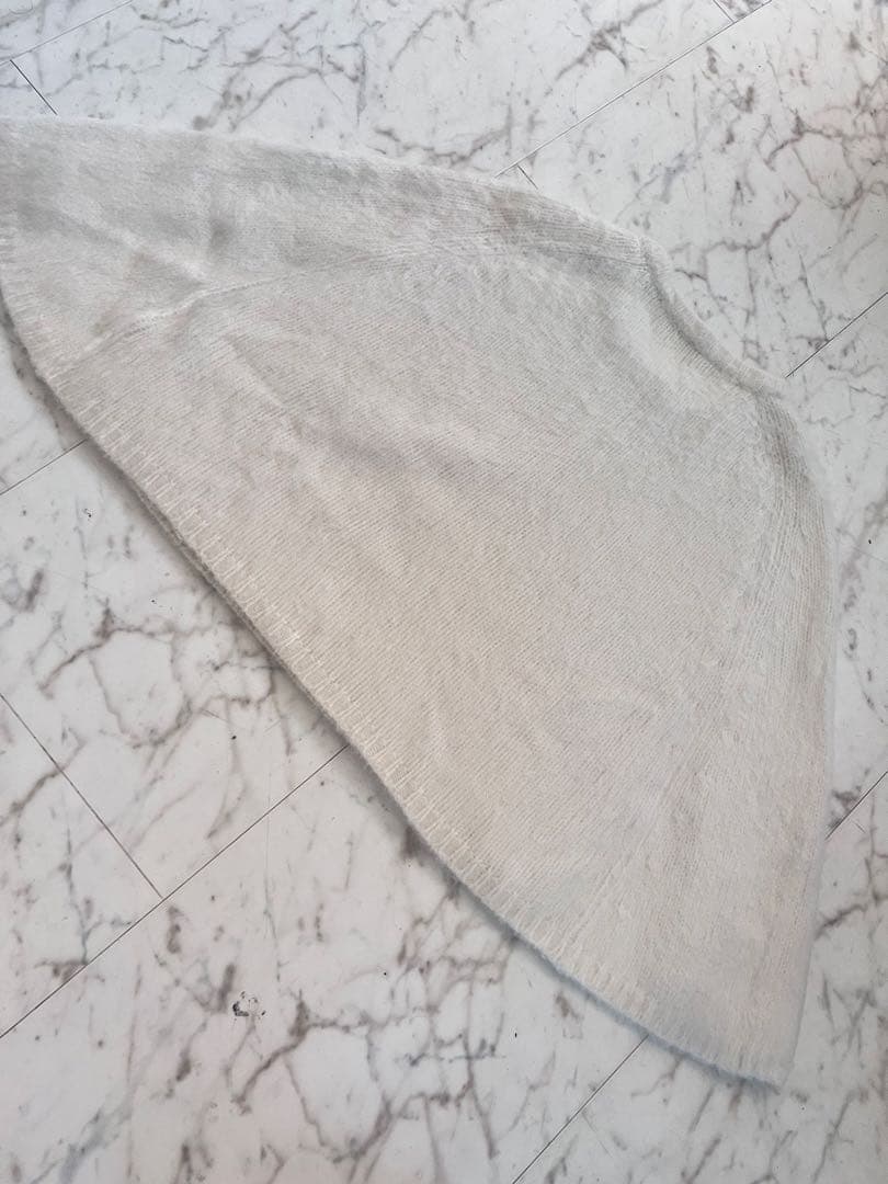 CONNSE フォックスファーケープポンチョのホワイト