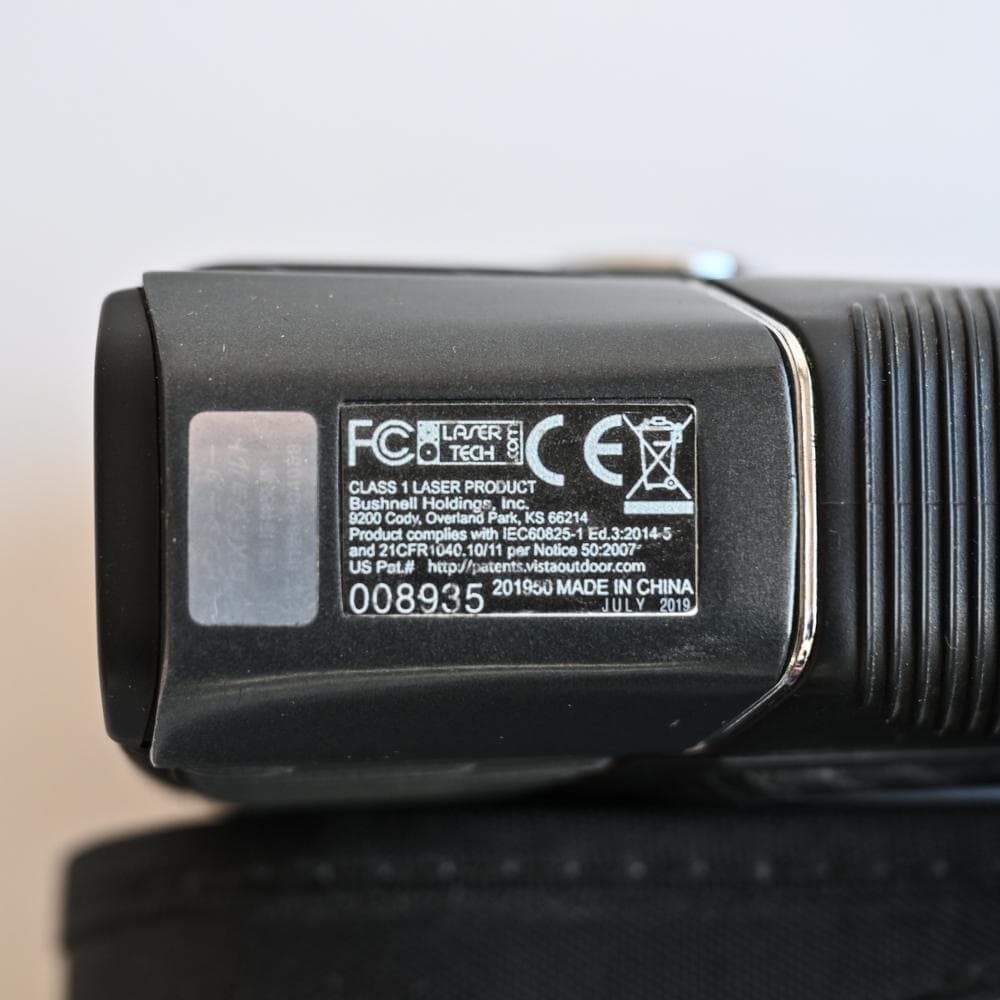 Bushnell PRO XE ゴルフ用距離計　予備電池付