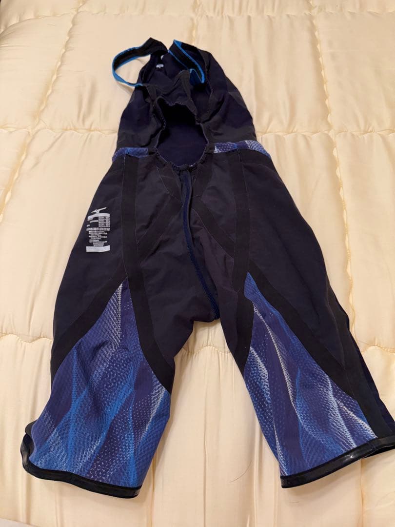 ミズノ　高速水着　競泳水着　GX SONIC V MR M