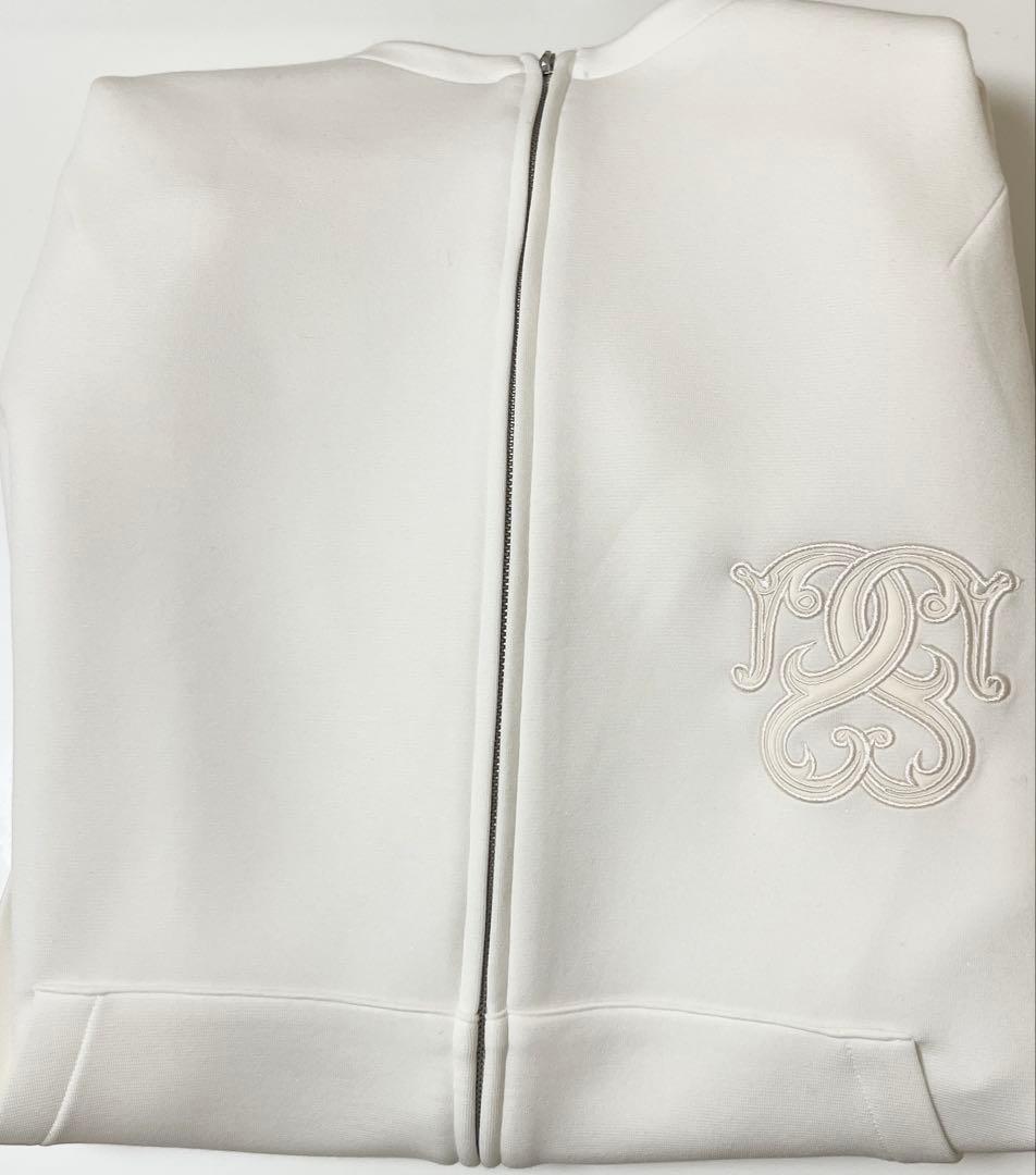 こ*♡様 SNIDEL ボリュームパーカー アイボリー