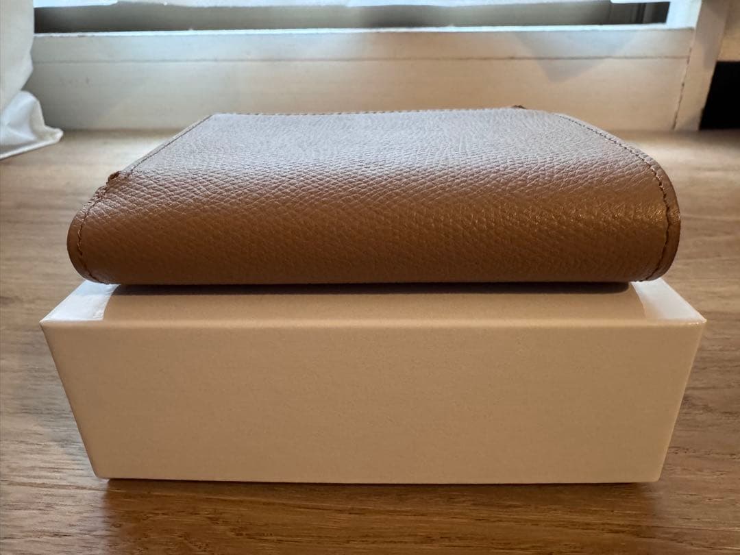 【箱付き美品】 gemeil 本革 ミニマルウォレット 二つ折り財布 モカ