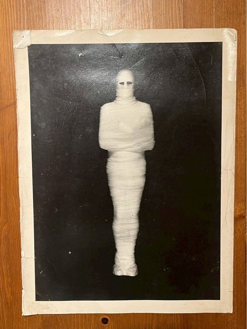 モノクロ ミイラ写真