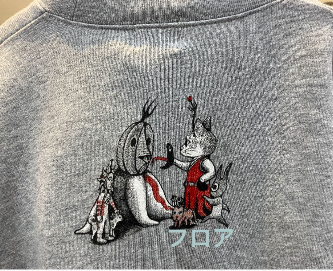 ★新品★ L ★ ヒグチユウコ×タローマン　コラボトレーナー