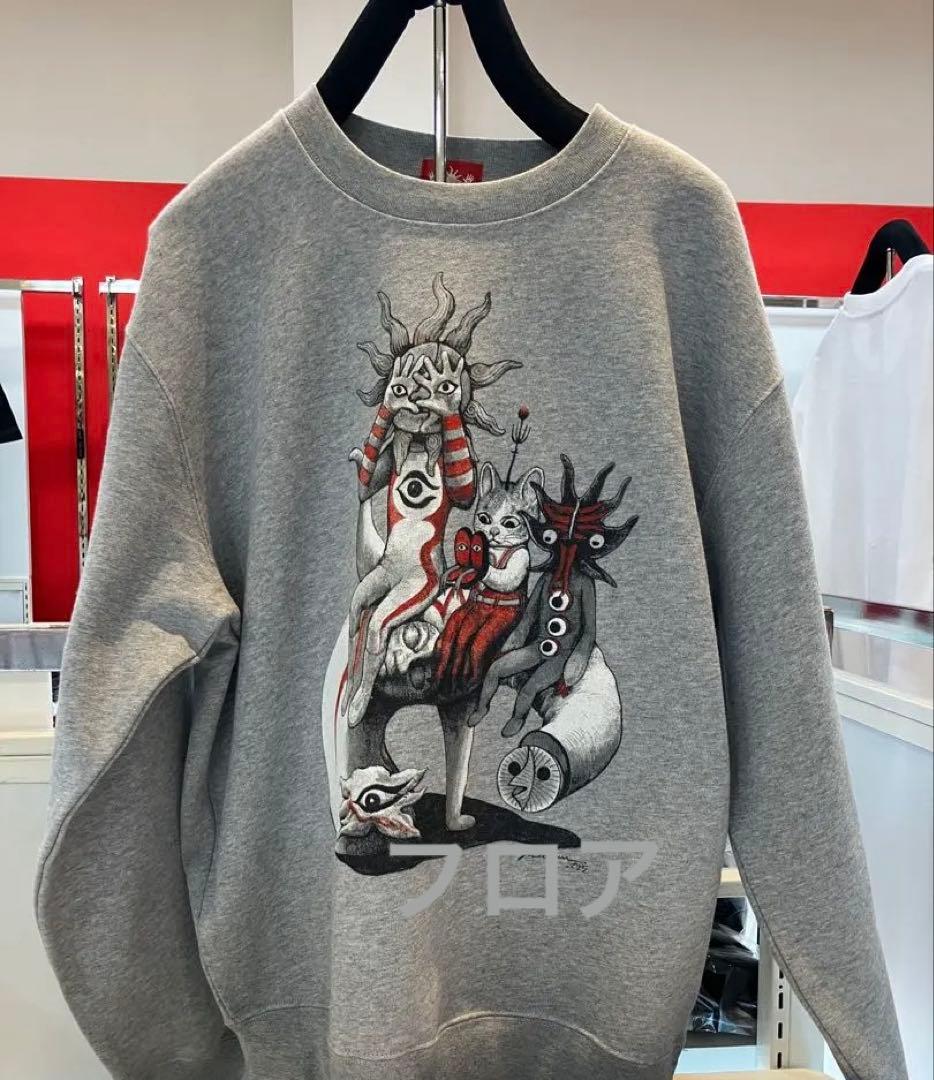 ★新品★ L ★ ヒグチユウコ×タローマン　コラボトレーナー