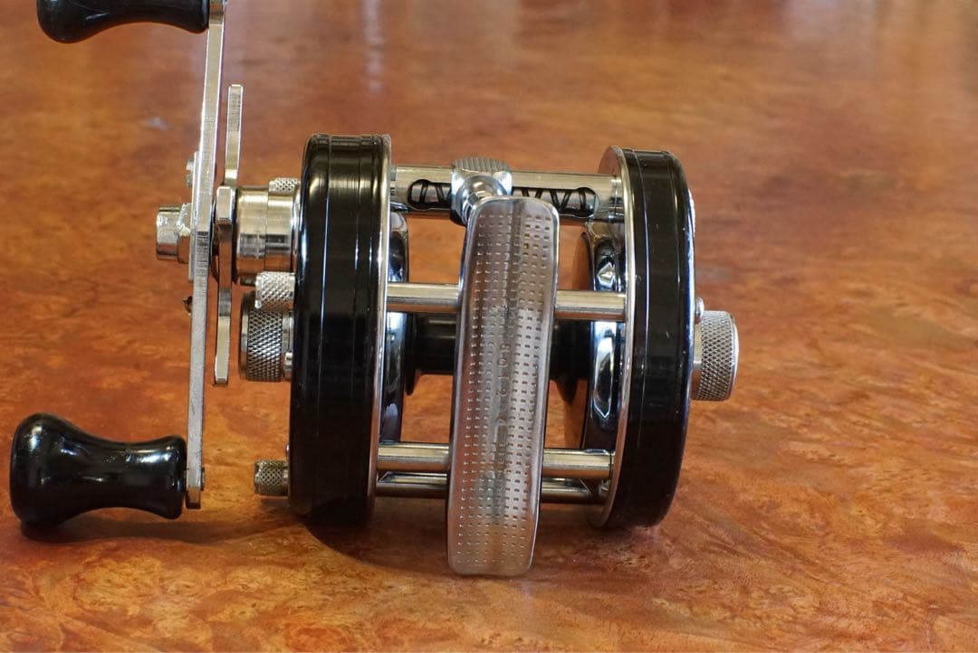 ABU アンバサダー 5500C 鍋カップ メンテ済 フレーム修正済