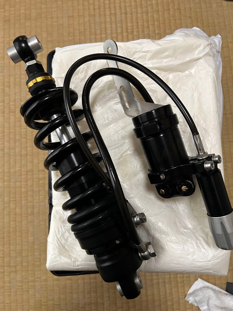 z900rsハイパープロ モノショック T461 ホース付タンクタイプ HPA付