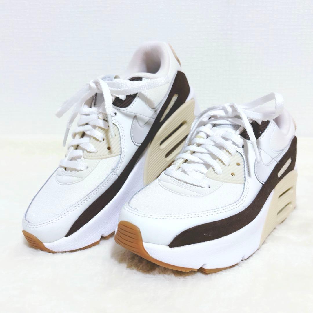 【美品】NIKE ナイキ　エアマックス 90 LV8 スニーカー　厚底　23.5
