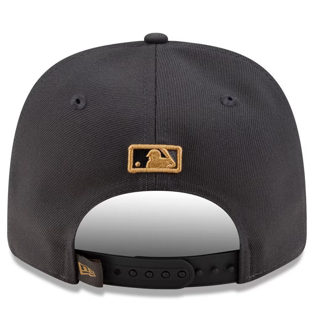 大谷翔平MLB2025NLDS優勝記念ロッカーROOMチャコールB/CAP限定品