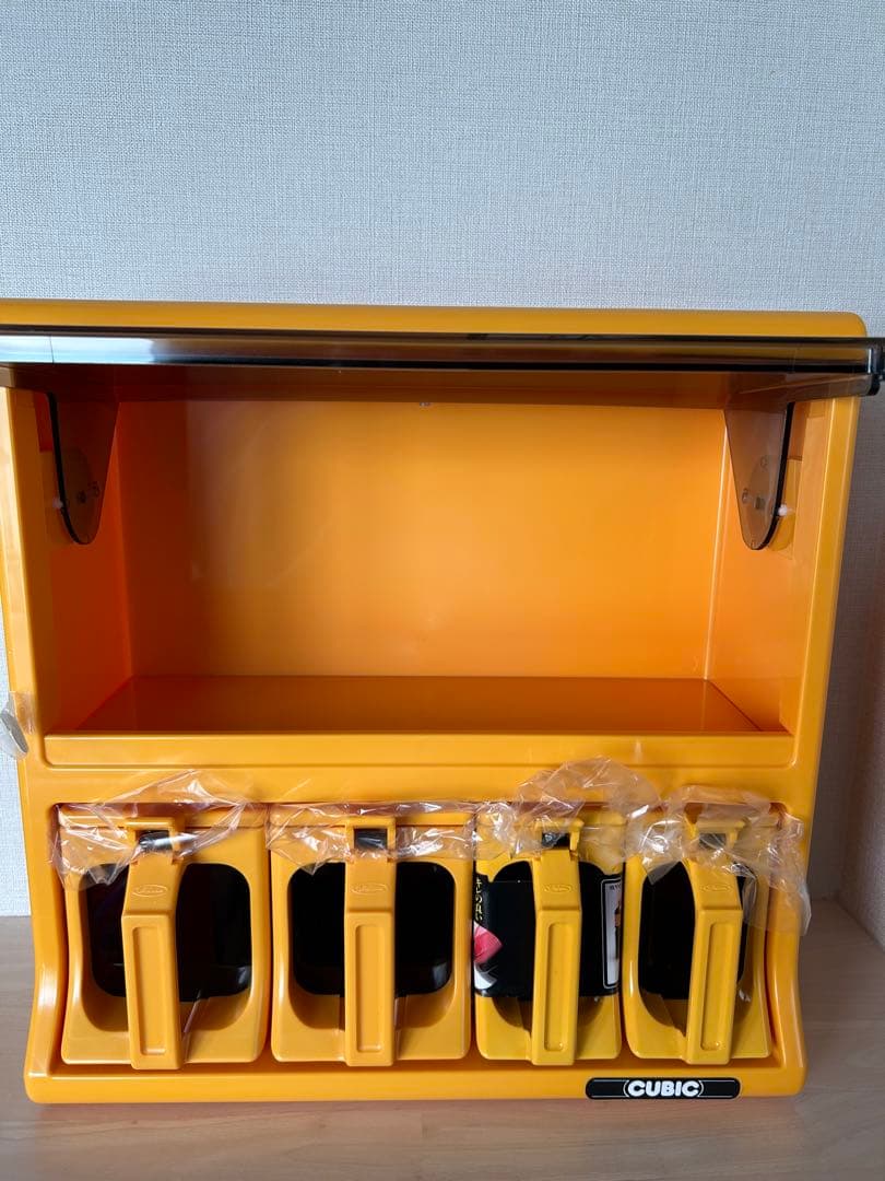 昭和レトロ　キュービック　調味料入れ　レトロポップ　箱付　未使用品　イエロー