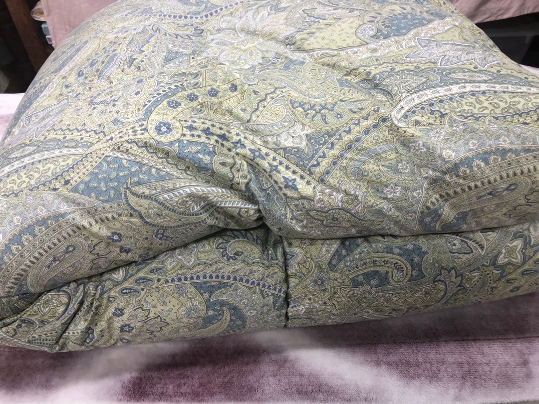 美品☆羽毛掛け布団　ダウン90%シングル