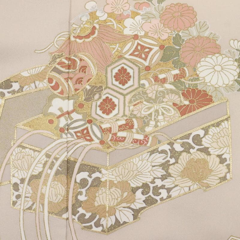 《長尺■色留袖■古典柄◆檜扇に文箱吉祥文■ベージュ◆袷正絹着物◆DY3-7》