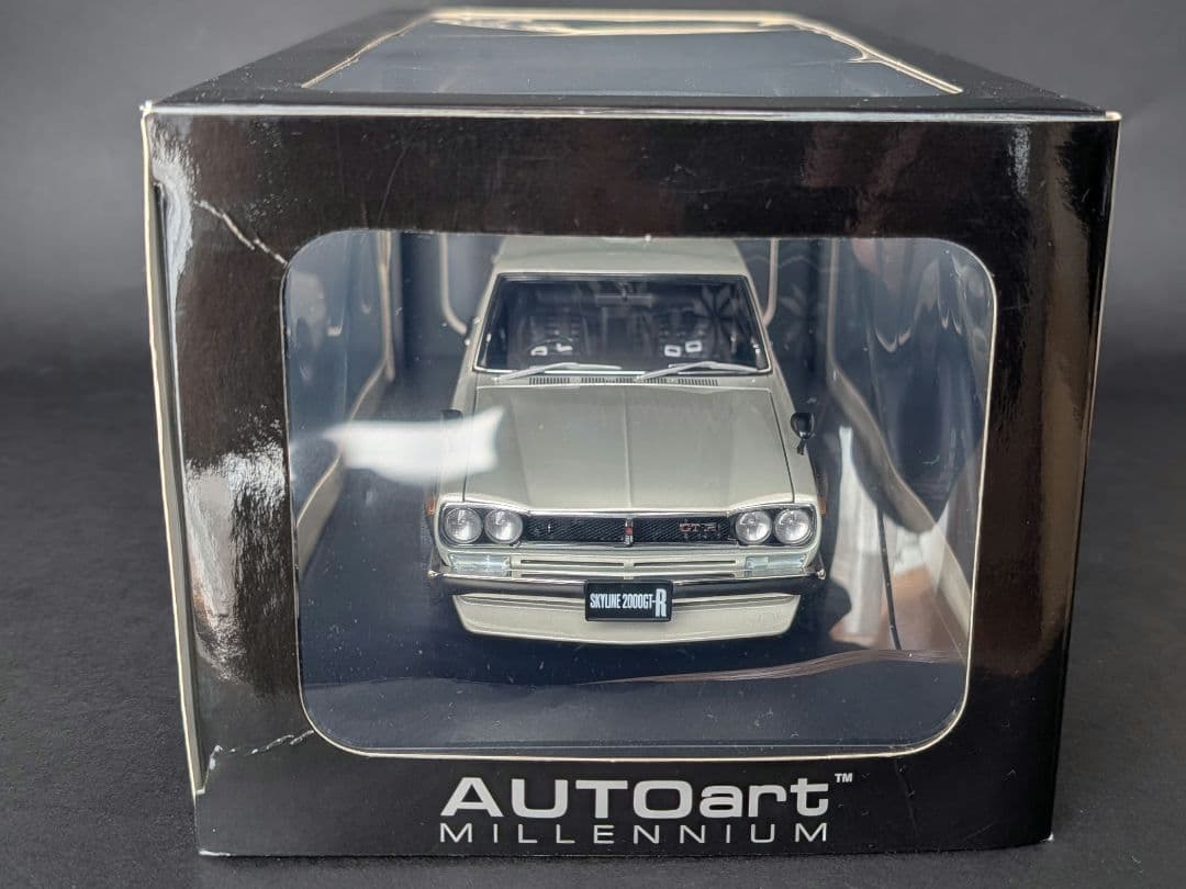 【ちっち】オートアート 1/18 GT-R KPGC10 ハコスカ