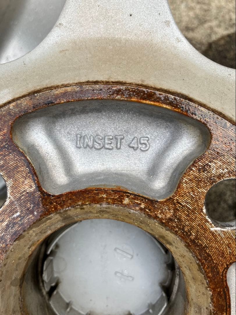 ダイハツ・純正ホイール14×41/2J インセット45