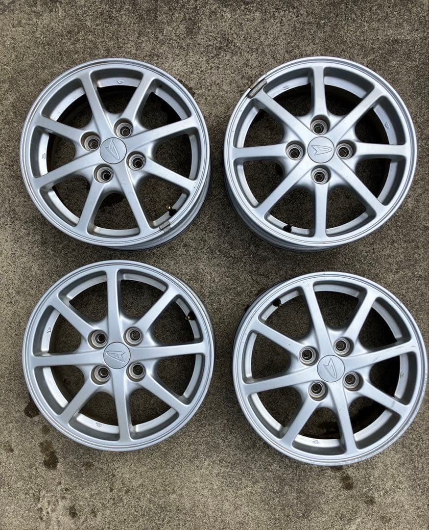 ダイハツ・純正ホイール14×41/2J インセット45