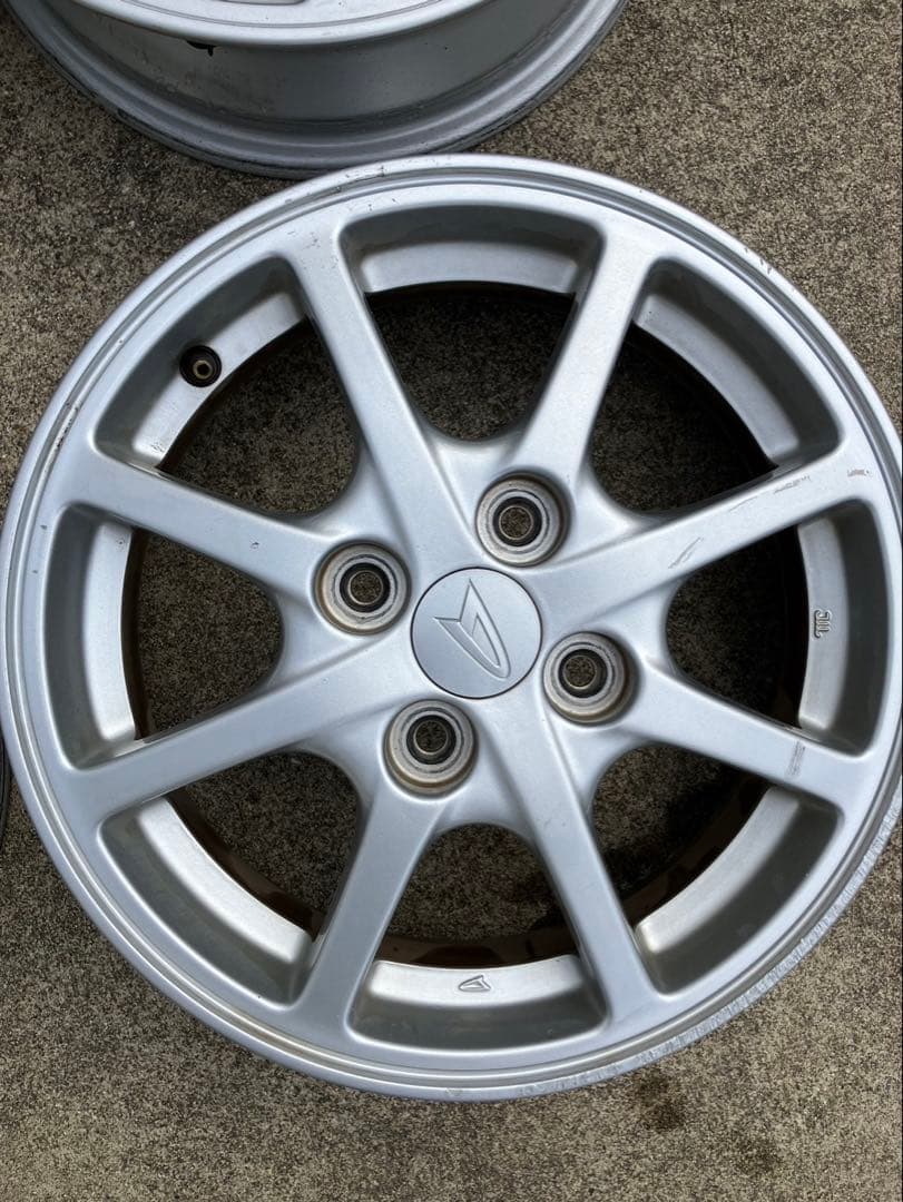 ダイハツ・純正ホイール14×41/2J インセット45