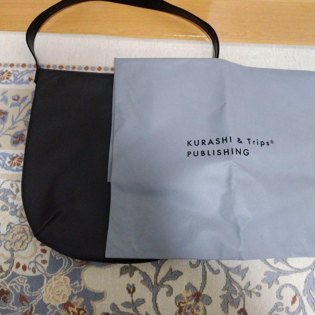 撥水レザーの2WAYトートバッグ