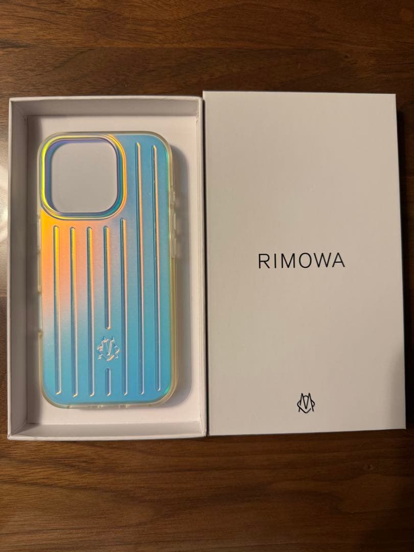 RIMOWA iPhone16Pro ケース　リモワ　iPhoneケース