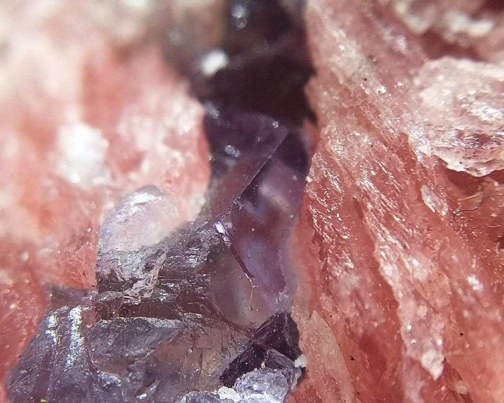 442 ロードクロサイト＆フローライト＆パイライト 標本 原石