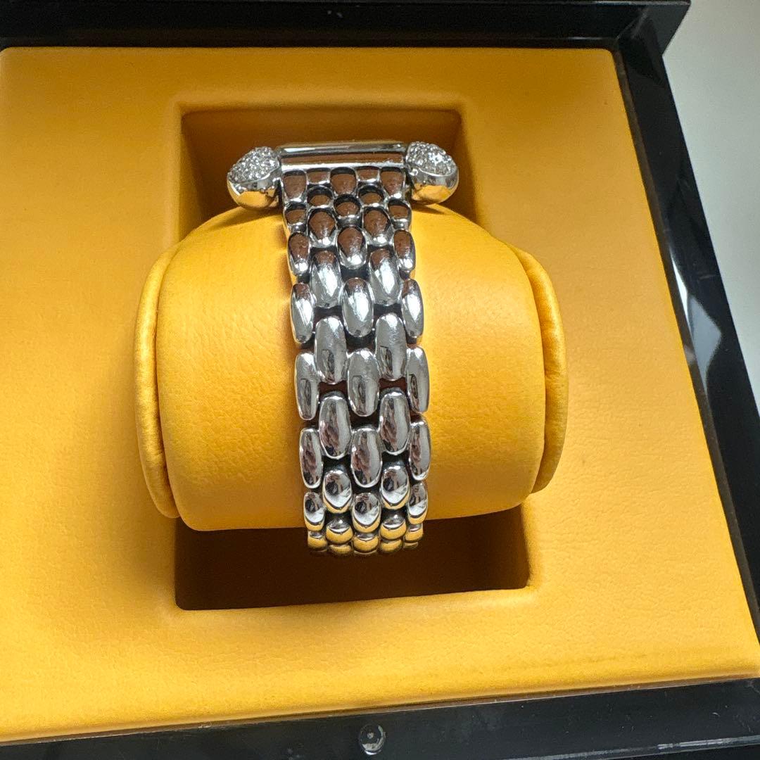 MISANI エルミタージュ　時計