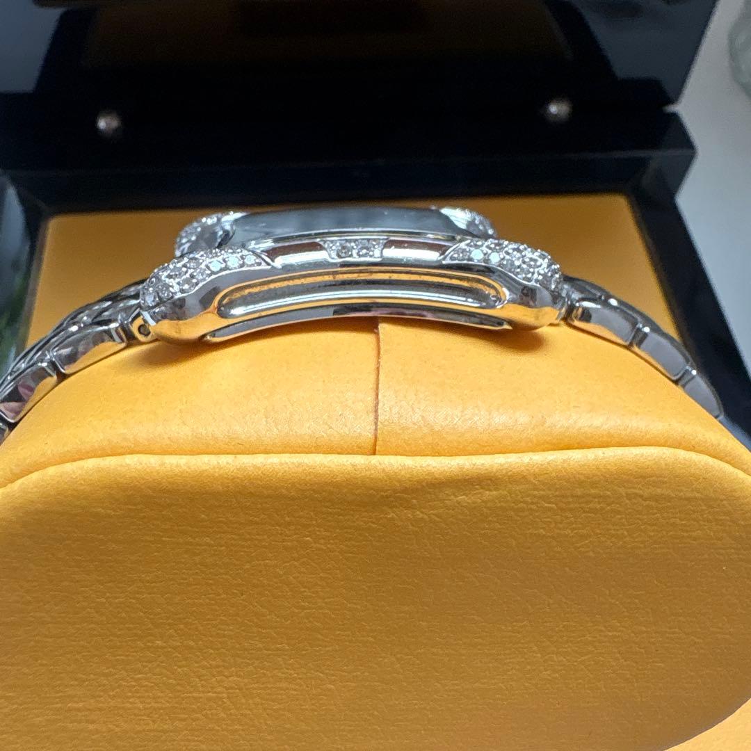 MISANI エルミタージュ　時計