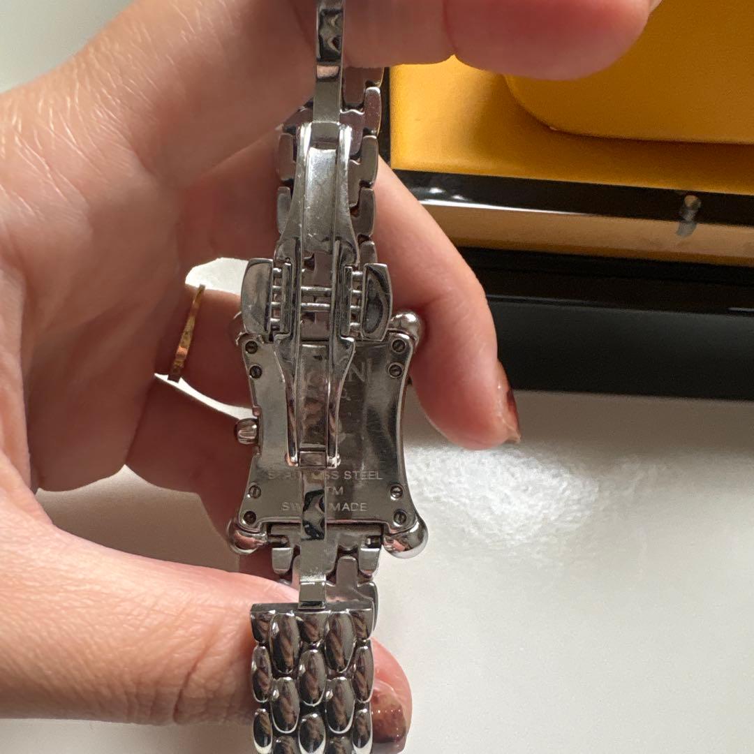 MISANI エルミタージュ　時計