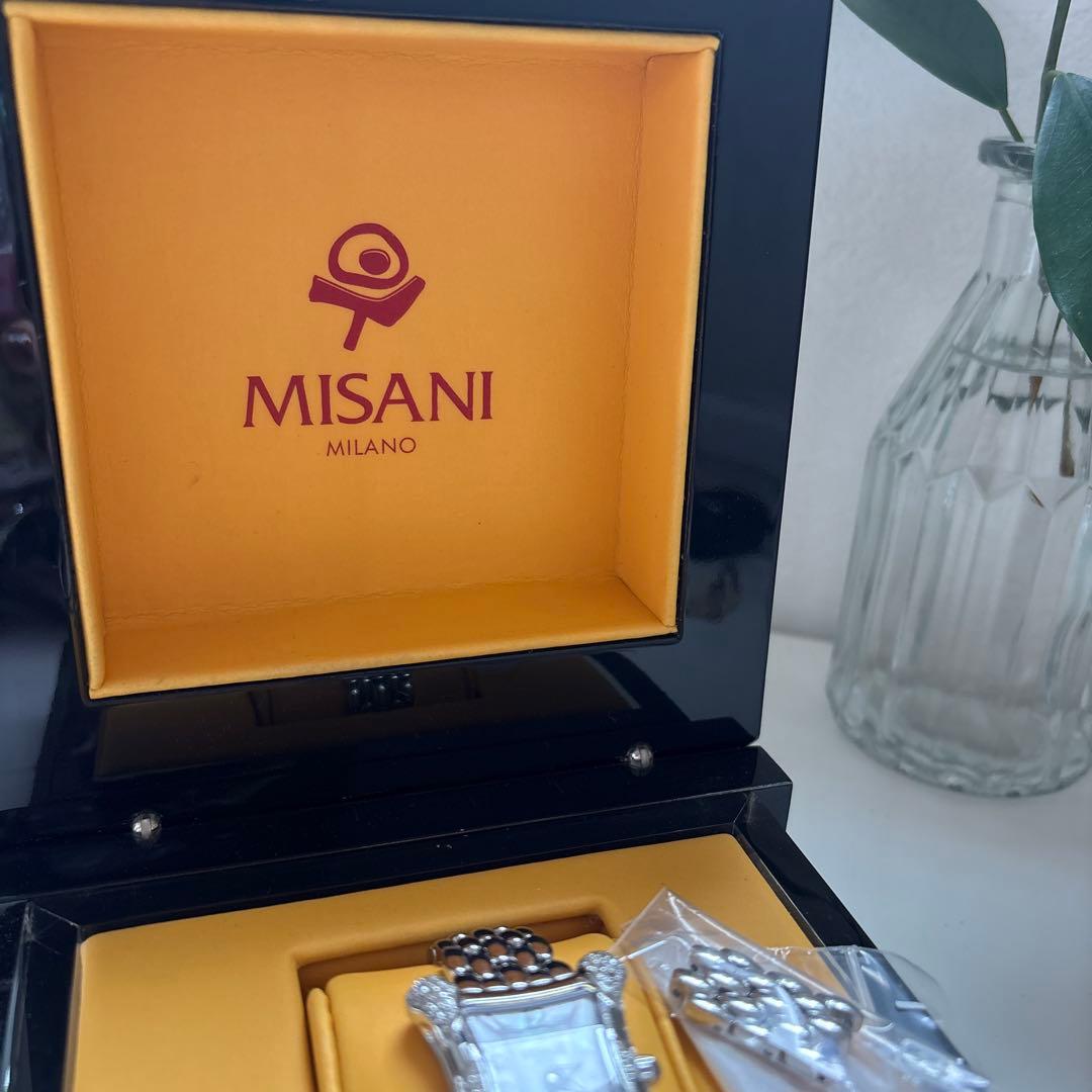 MISANI エルミタージュ　時計
