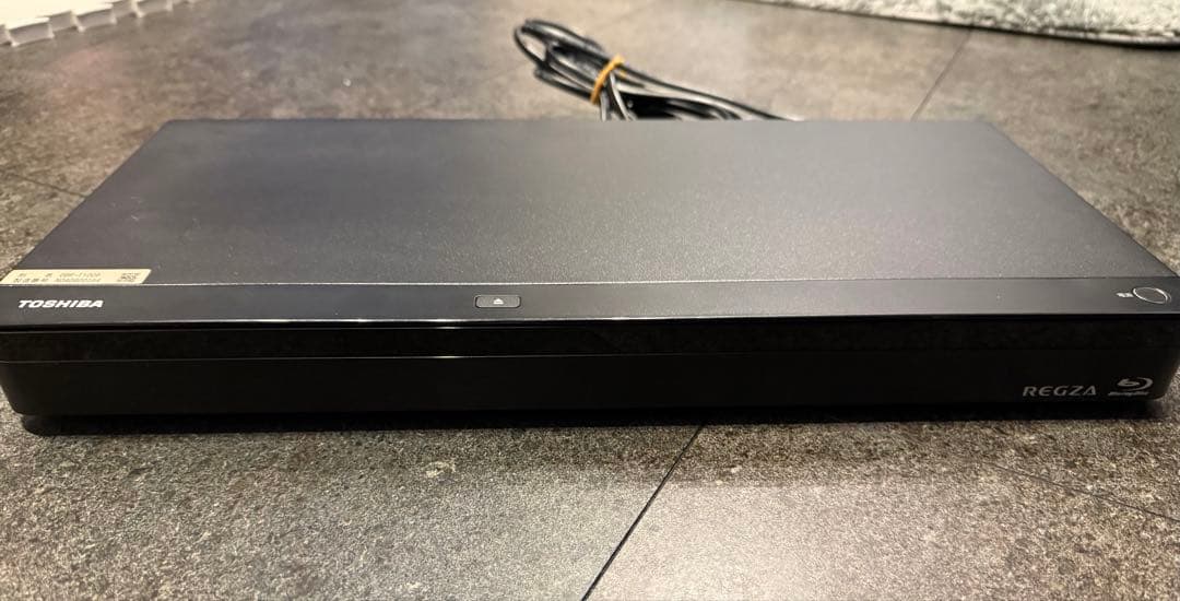 TOSHIBA 東芝 DBR-T1009 ブルーレイレコーダー