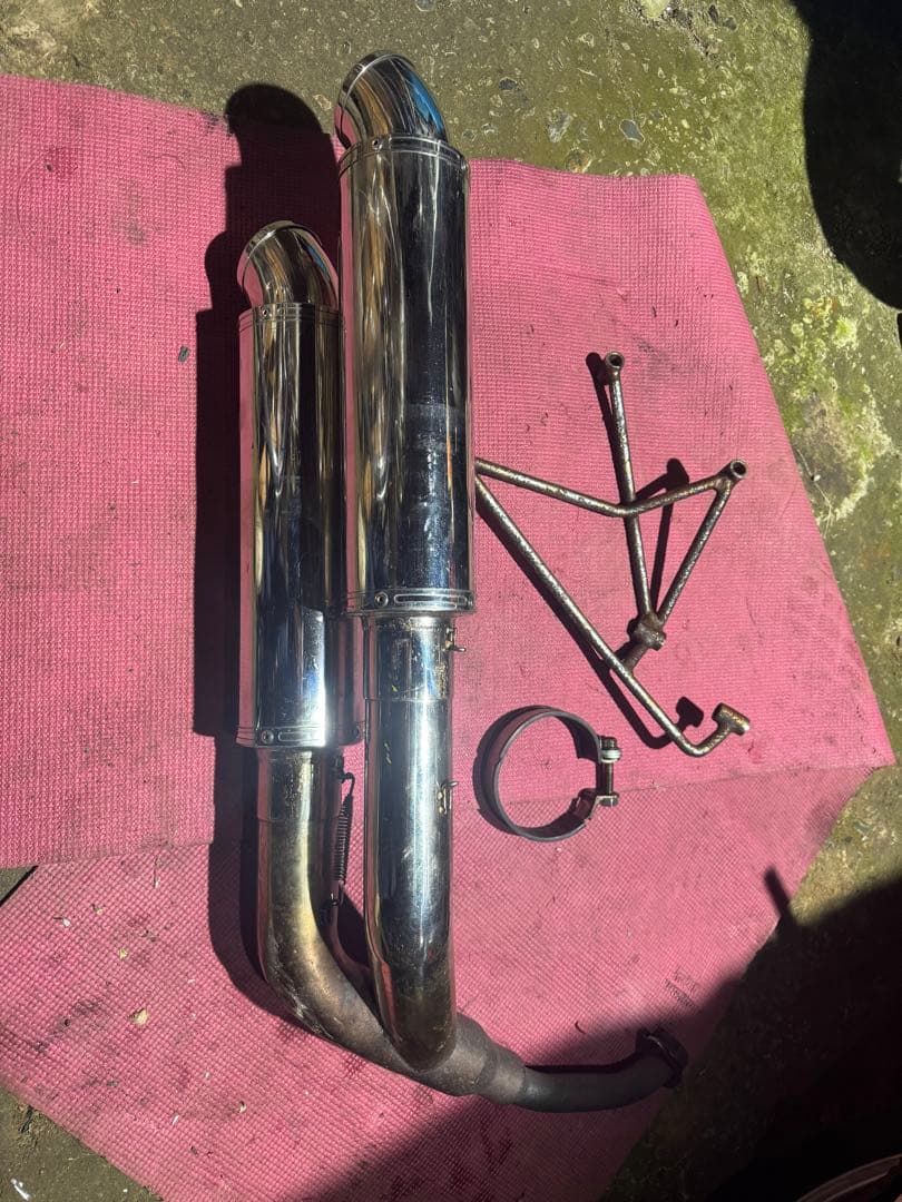 マジェスティc 2本だしマフラー　デュアルマフラー