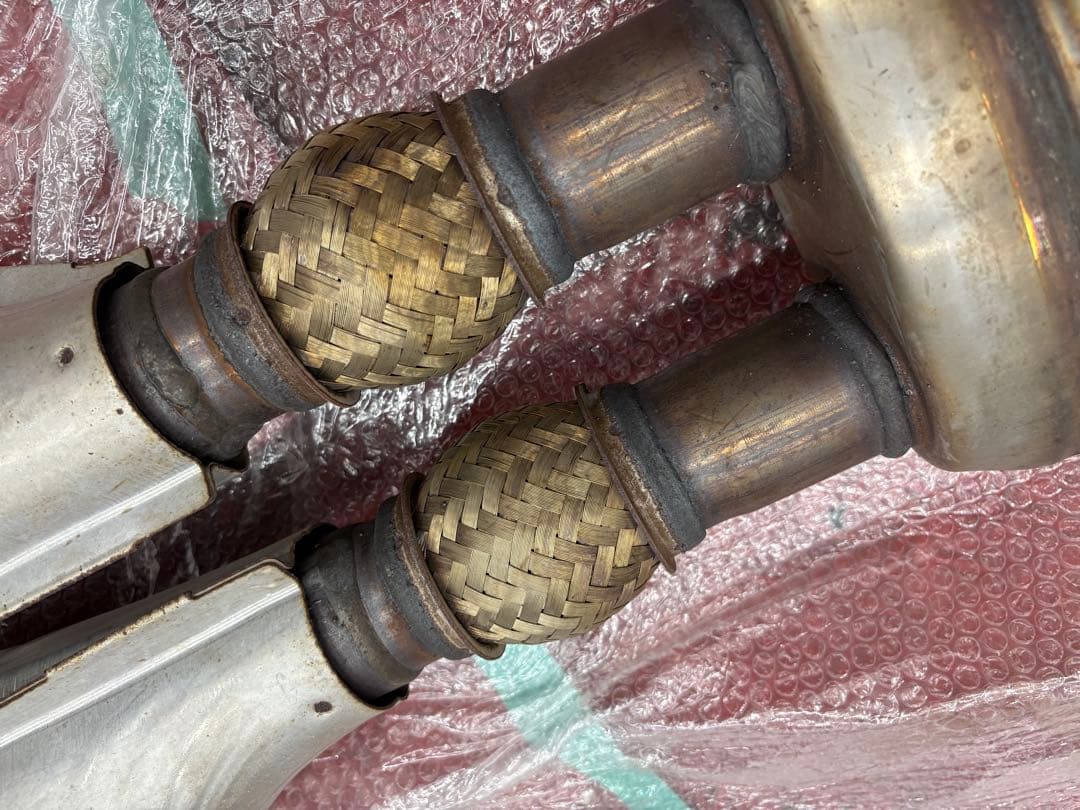 R35 GT-R 純正触媒