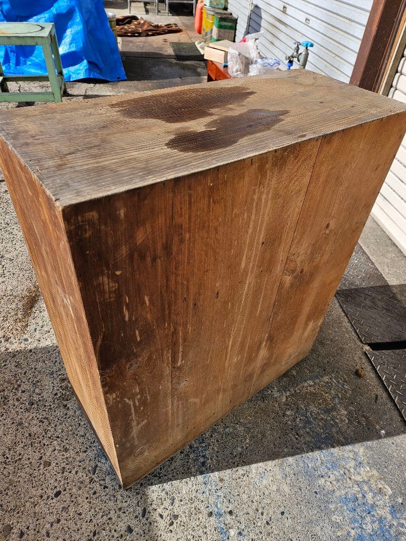 ジャパンアンティーク 木製の下駄箱 収納棚 和家具 キャビネット 古家具 レトロ