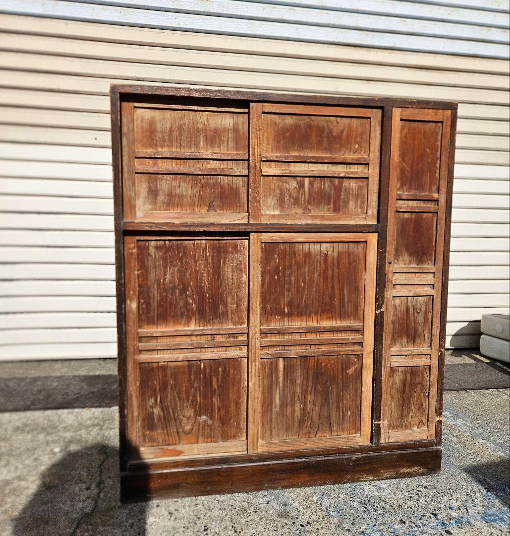 ジャパンアンティーク 木製の下駄箱 収納棚 和家具 キャビネット 古家具 レトロ