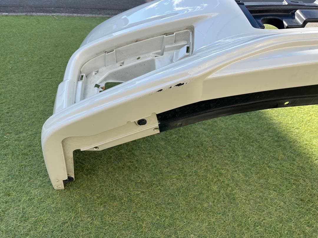 abcjanne1 　E52エルグランドフロントバンパー