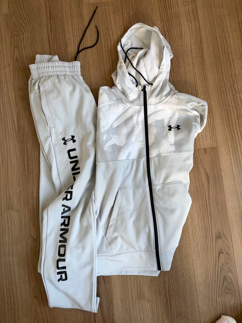 UNDER ARMOUR ホワイト ジャージセット Mサイズ