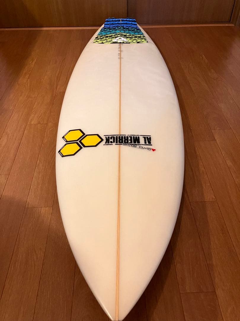 アルメリック　フレッドラブル5,9 とても綺麗な状態　手渡しのみ　ショートボード